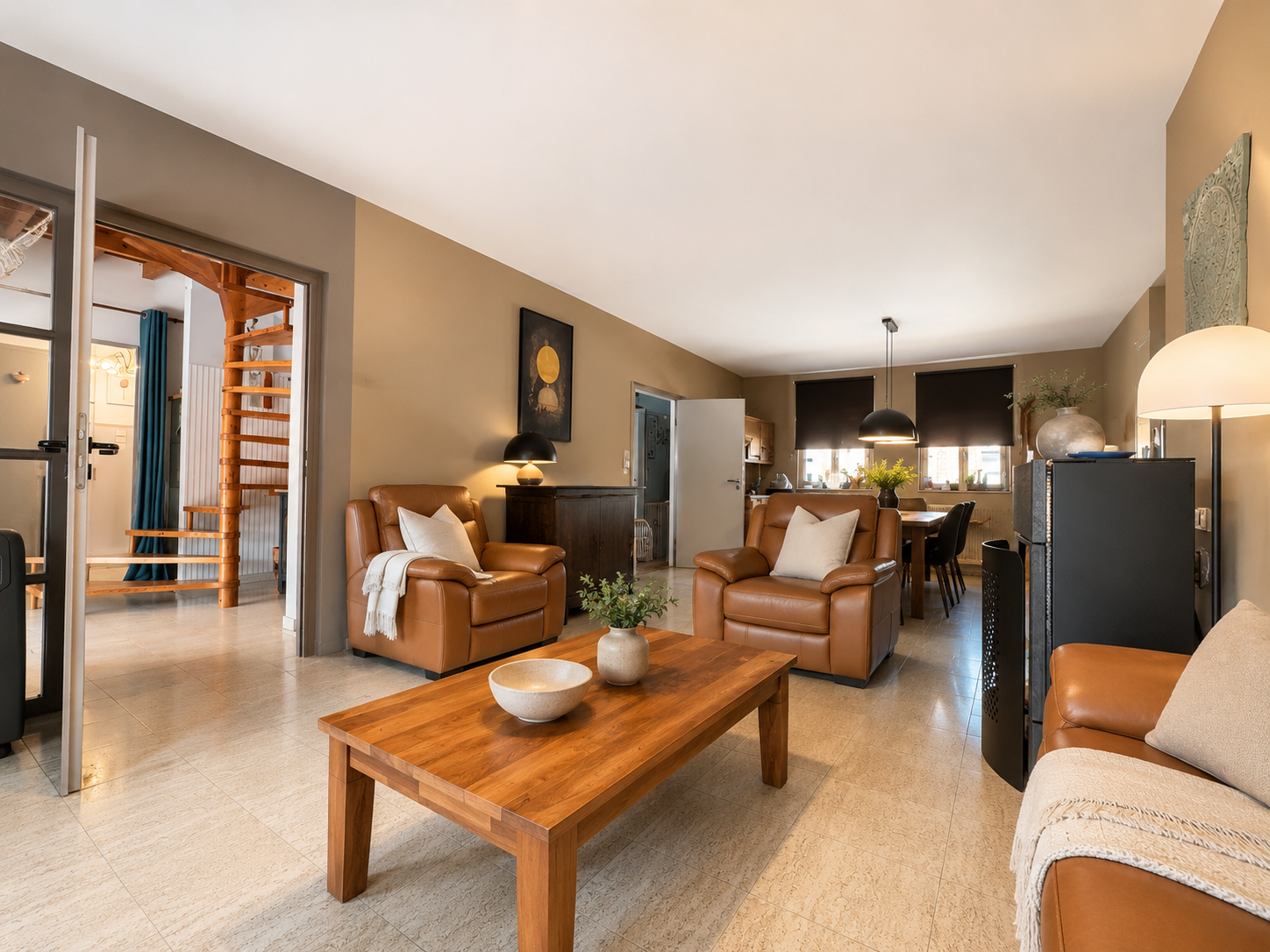 Maison avec partie commerciale